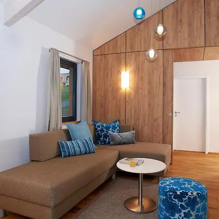 Ferienhaus Für Bis Zu 4 Personen Zur Seeseite - [#125261]